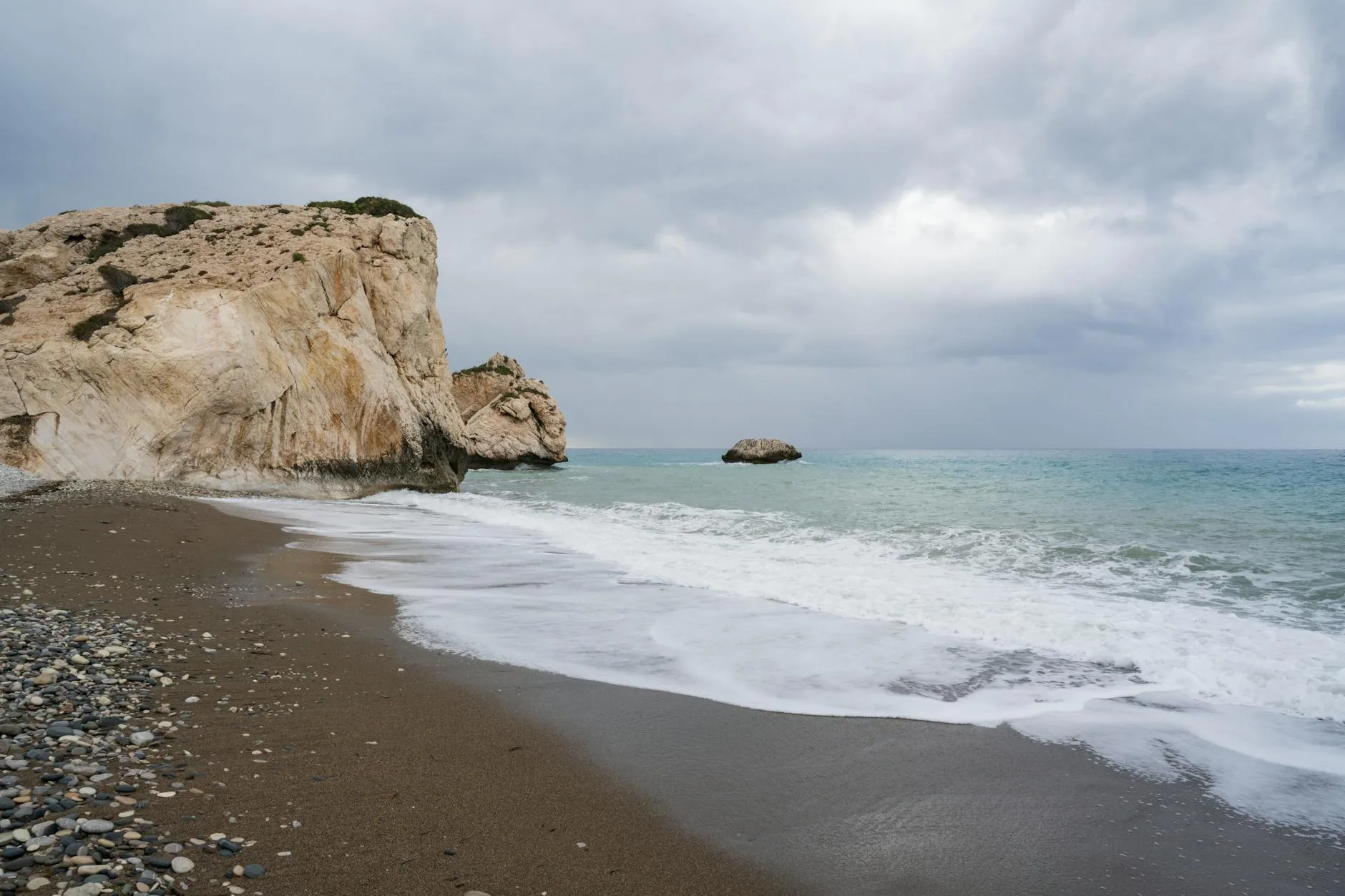 ️ Jour 2 : La côte ouest et Aphrodite Rock